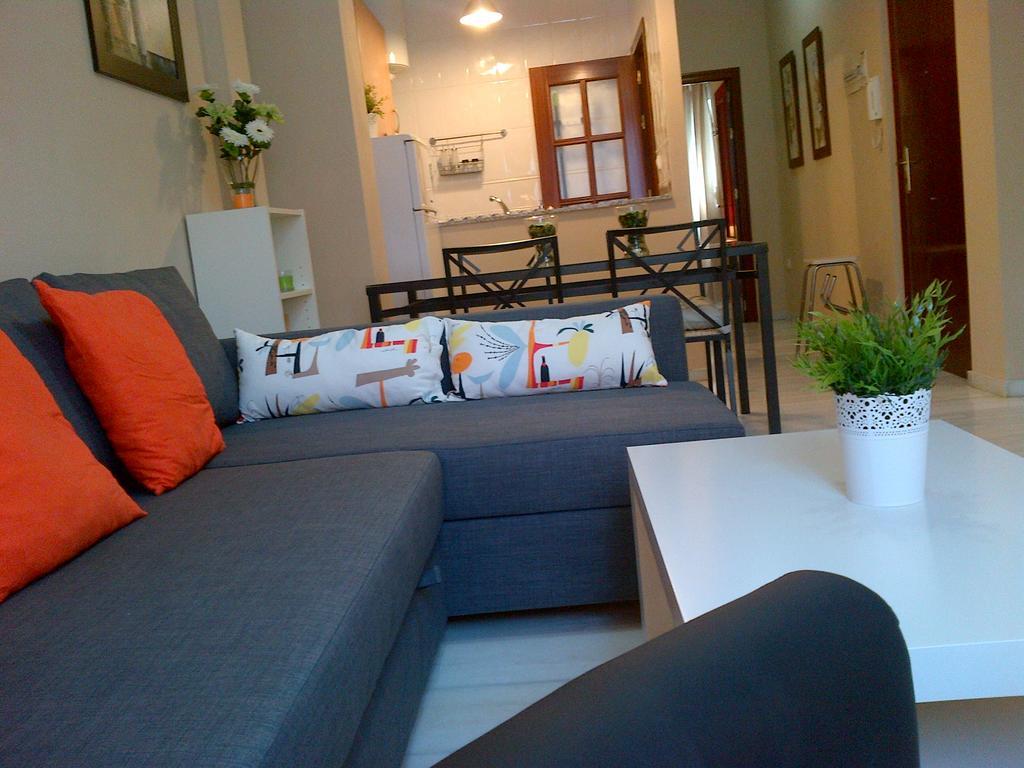 Triana Pureza Apartamento Sevilha Exterior foto