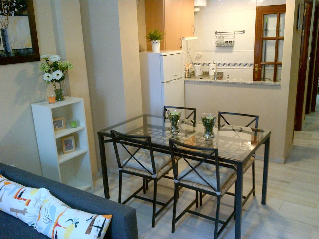 Triana Pureza Apartamento Sevilha Exterior foto